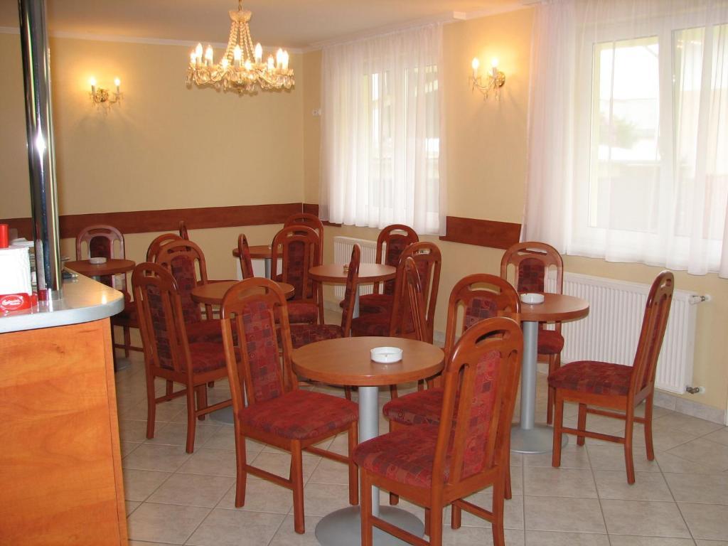Hotel Kristaly Hajdúszoboszló Dış mekan fotoğraf