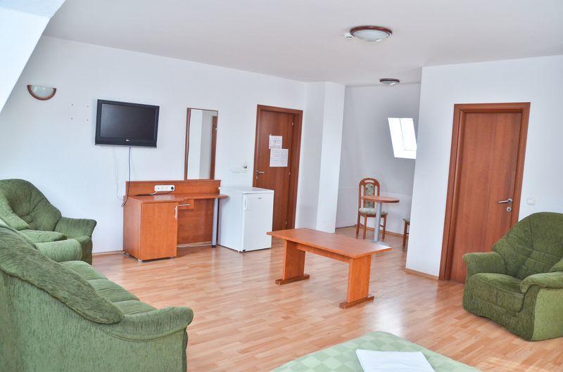Hotel Kristaly Hajdúszoboszló Dış mekan fotoğraf