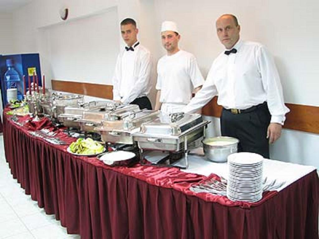 Hotel Kristaly Hajdúszoboszló Dış mekan fotoğraf