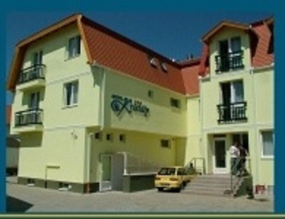 Hotel Kristaly Hajdúszoboszló Dış mekan fotoğraf