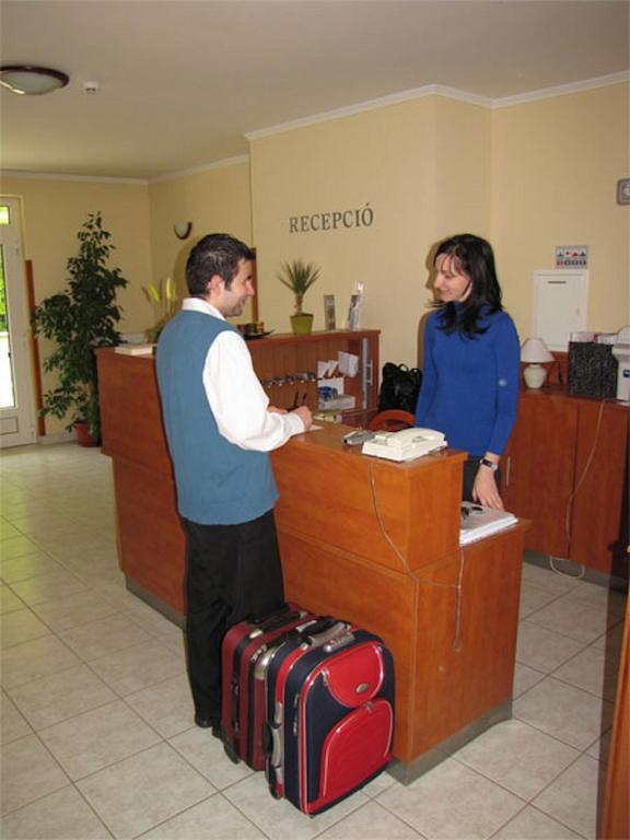 Hotel Kristaly Hajdúszoboszló Dış mekan fotoğraf